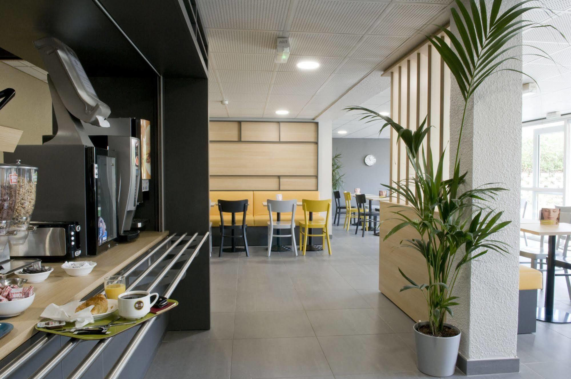 B&B Hotel Saint-Quentin Exterior foto